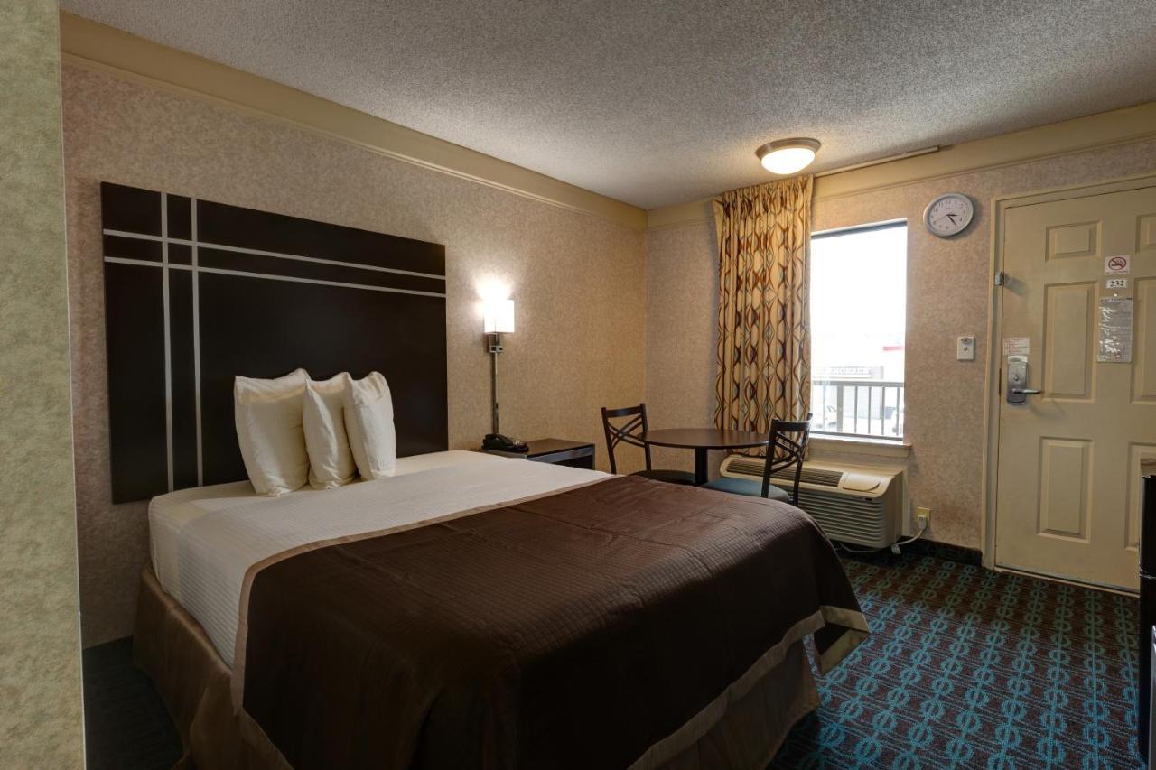 Deluxe Inn - Fayetteville I-95 Exteriér fotografie