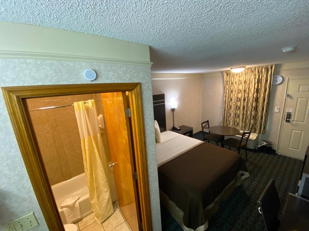 Deluxe Inn - Fayetteville I-95 Exteriér fotografie