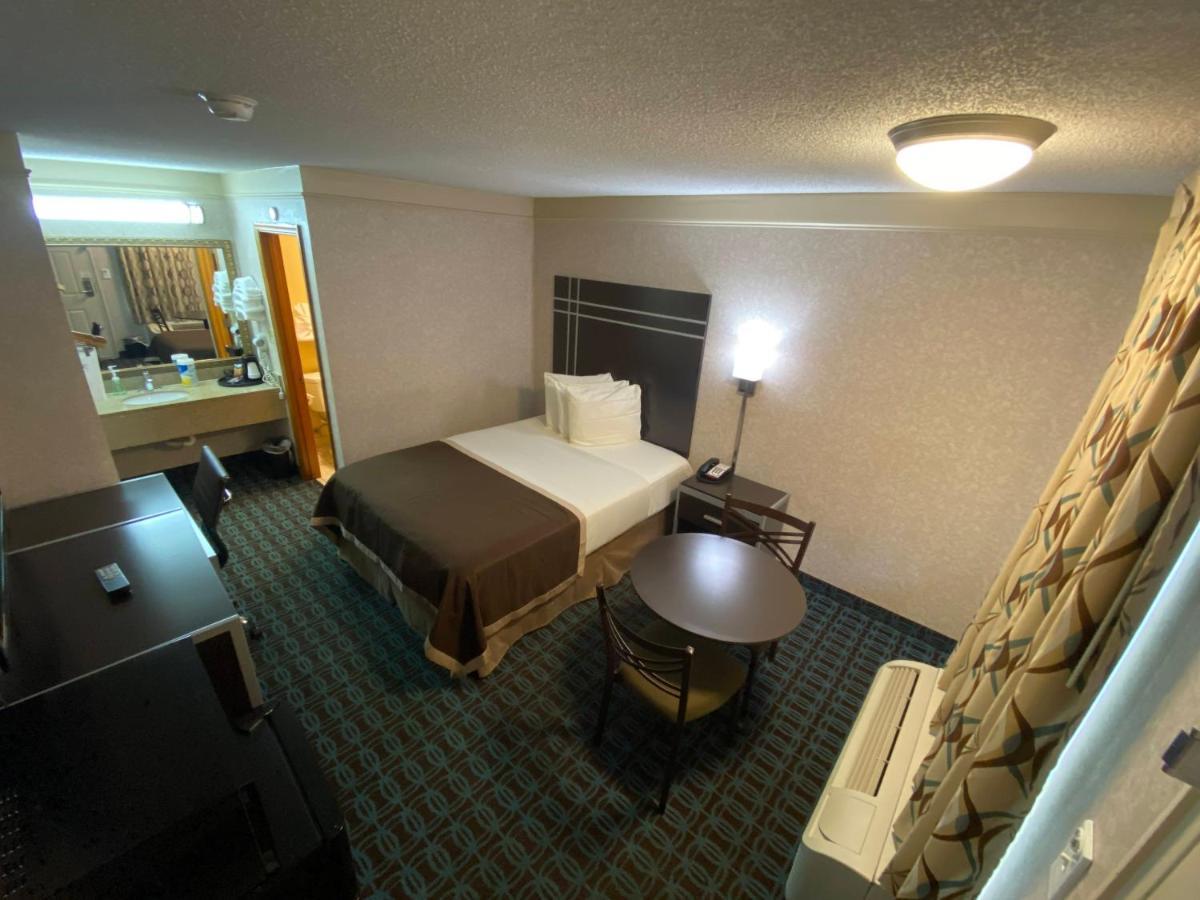 Deluxe Inn - Fayetteville I-95 Exteriér fotografie